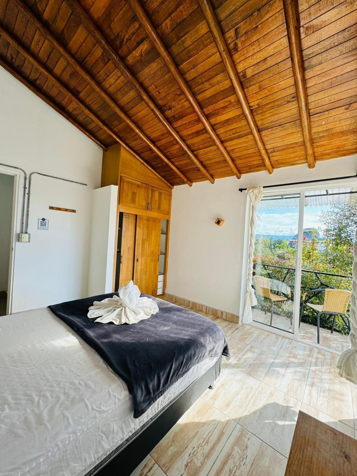La Madriguera Hotell Guatapé Eksteriør bilde